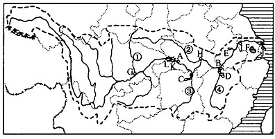 初中地理试题 河流和湖泊 读"长江流域水系图",回答问题.